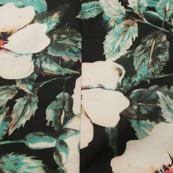 Bodycon Skirt - Picture 7 of 8